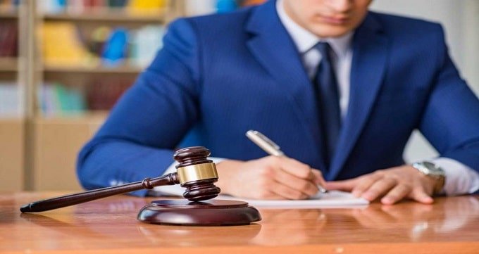 هزینه بهترین وکیل چگونه مجاسبه می شود؟