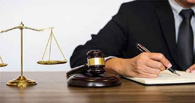اهمیت حضور وکیل طلاق برای زوجین