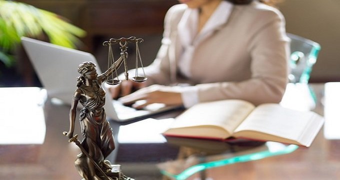حق الزحمه وکلا چقدر است؟ 