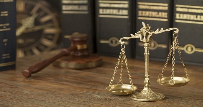تاثیرات مثبت مراجعه به بهترین وکیل در قائمشهر
