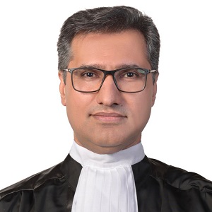 وکیل علی رمضانزاده