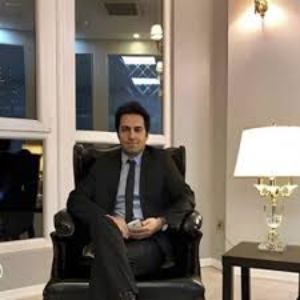 وکیل محمد مهدی آتش پیکر