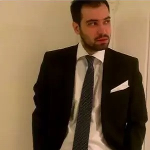 وکیل پیام پارسا