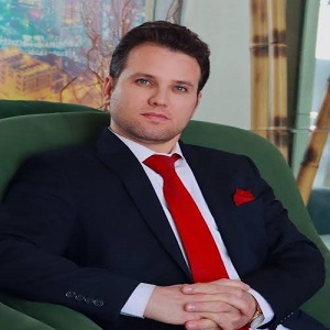 سید فرهاد حسینی مقدم