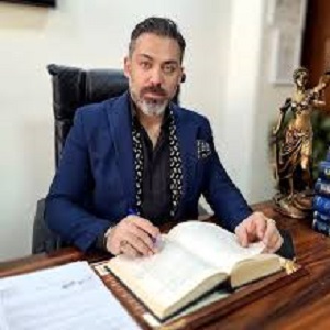 وکیل علی روشن قیاس