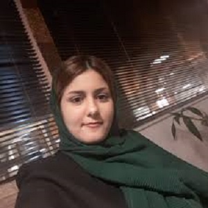 وکیل مینا پاشنا