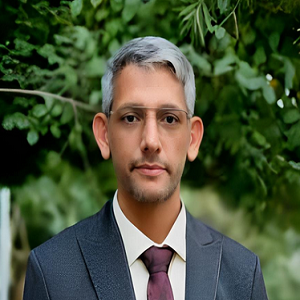 وکیل رضا دانش