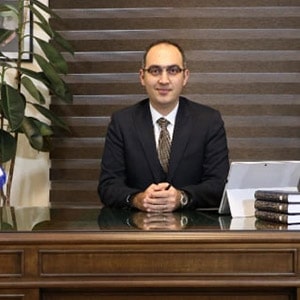 وکیل محمد حاجیلو