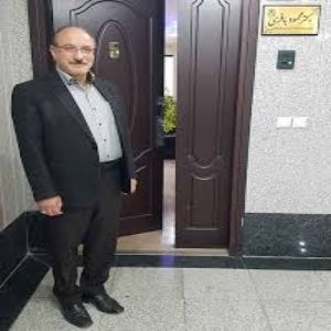 وکیل محمود باقری
