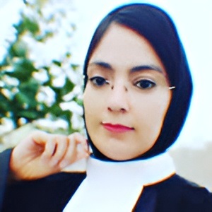 شریفه آق